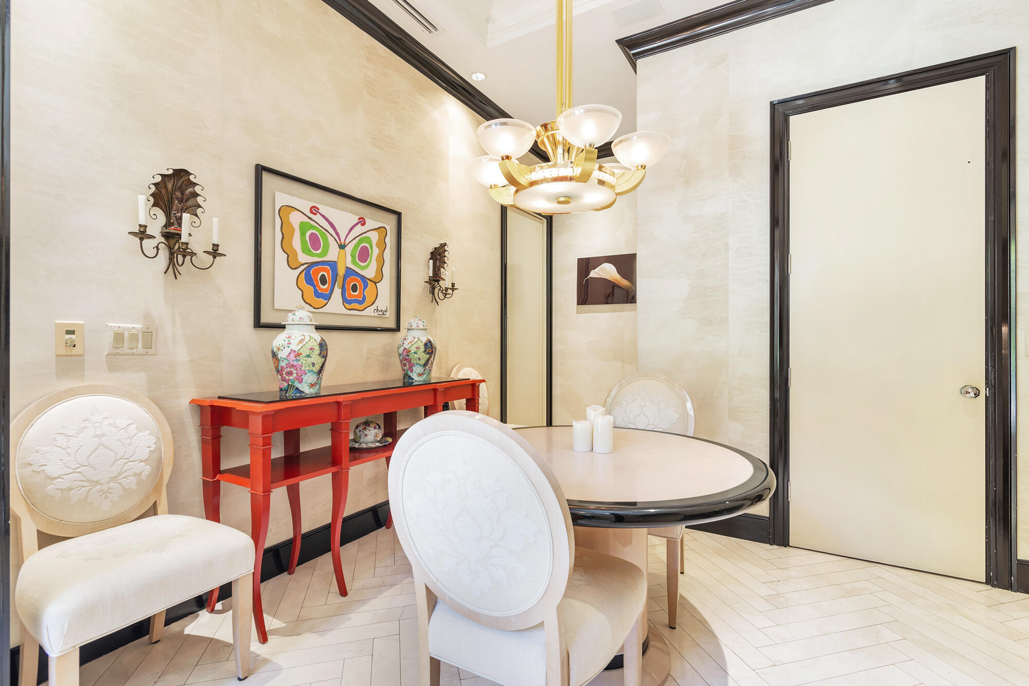 ROYAL PARK - Residential