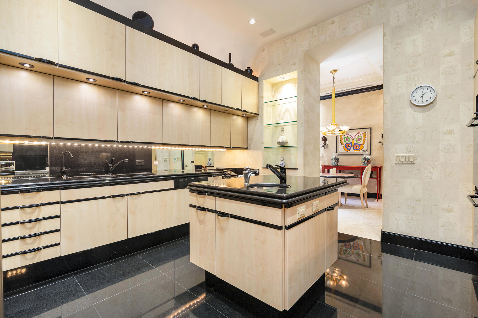 ROYAL PARK - Residential