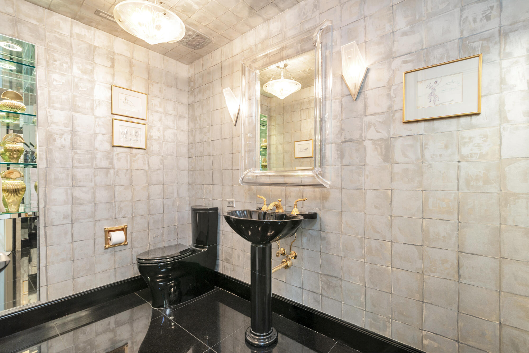 ROYAL PARK - Residential