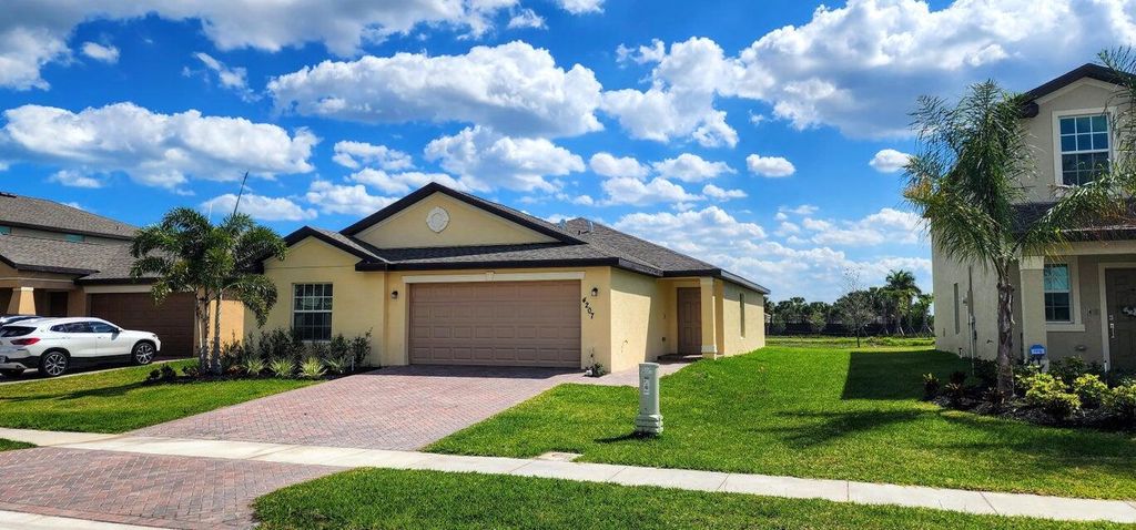 Photo of 4207 Abernathy Way, Fort Pierce, FL 34947 (MLS # R11035407)