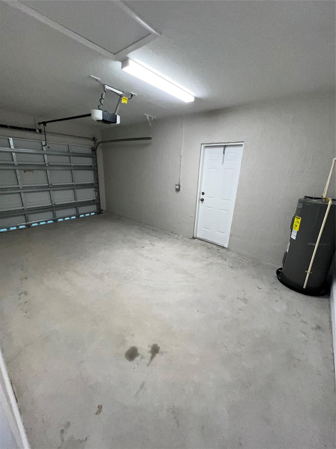 Fairview Add 11-27 B - Residential Lease