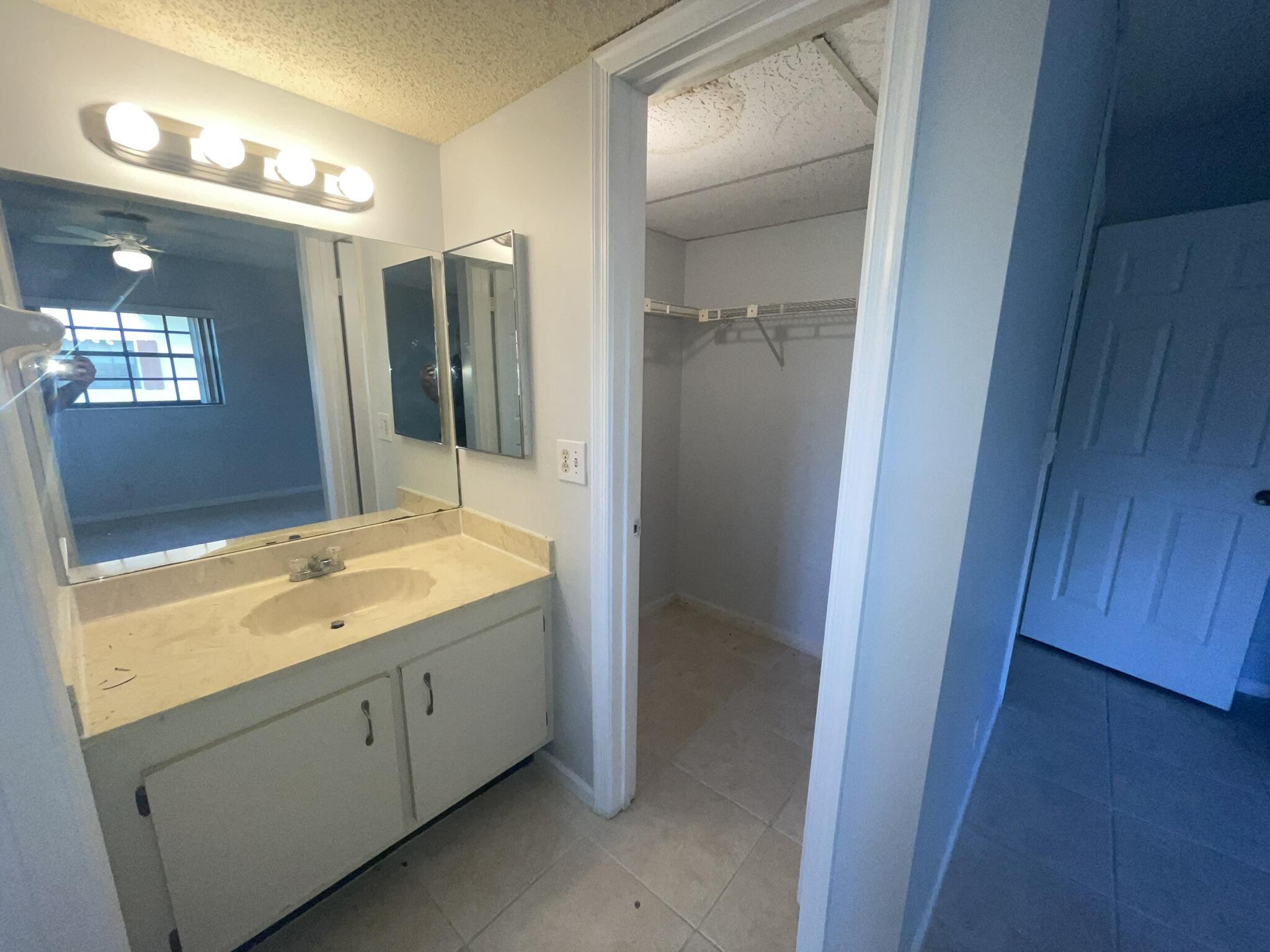 4185 Oak Terrace Drive