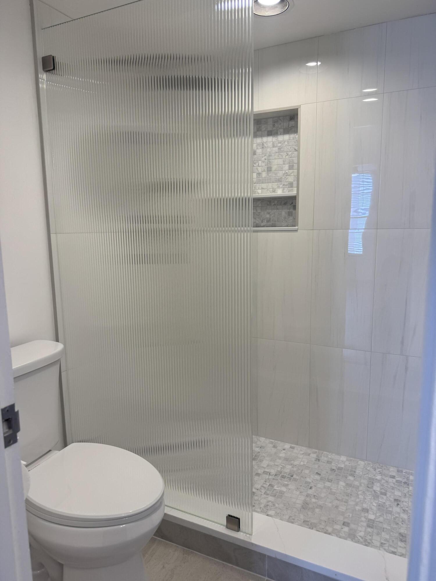 BOCA BAYOU - Residential Lease