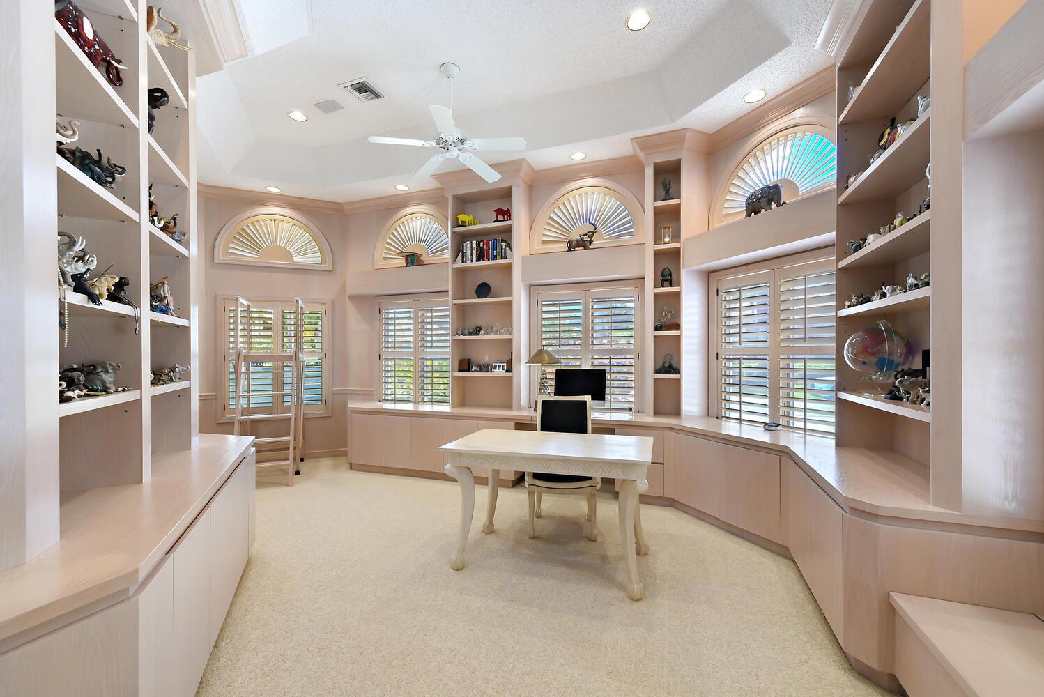 ST ANDREWS COUNTRY CLUB - Residential