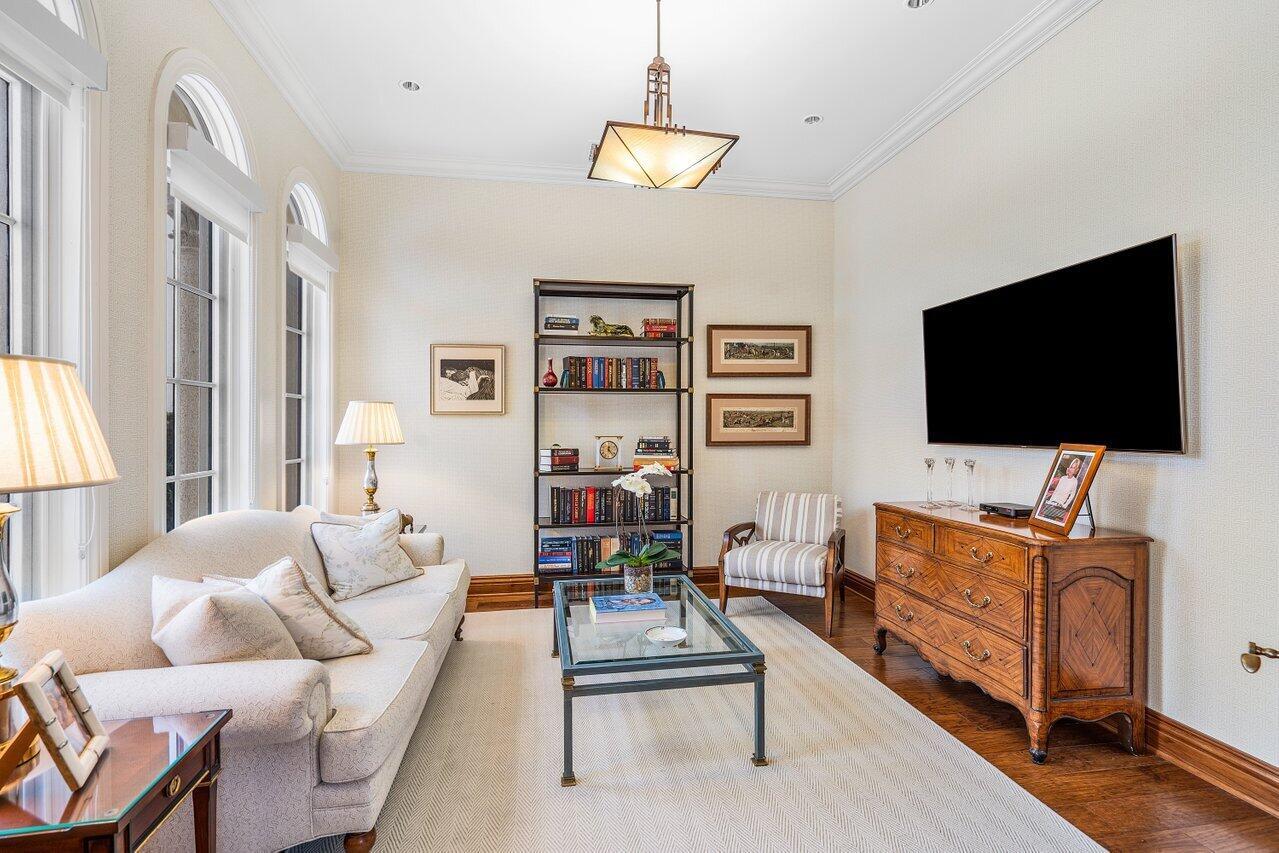 FRENCHMANS CREEK - Residential