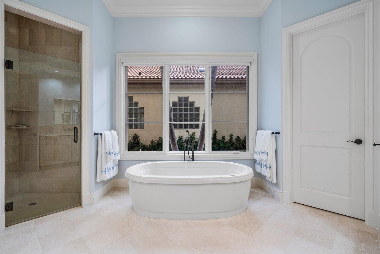 FRENCHMANS CREEK - Residential