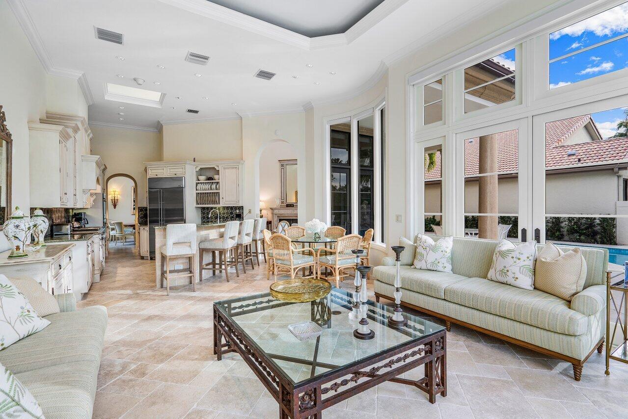 FRENCHMANS CREEK - Residential