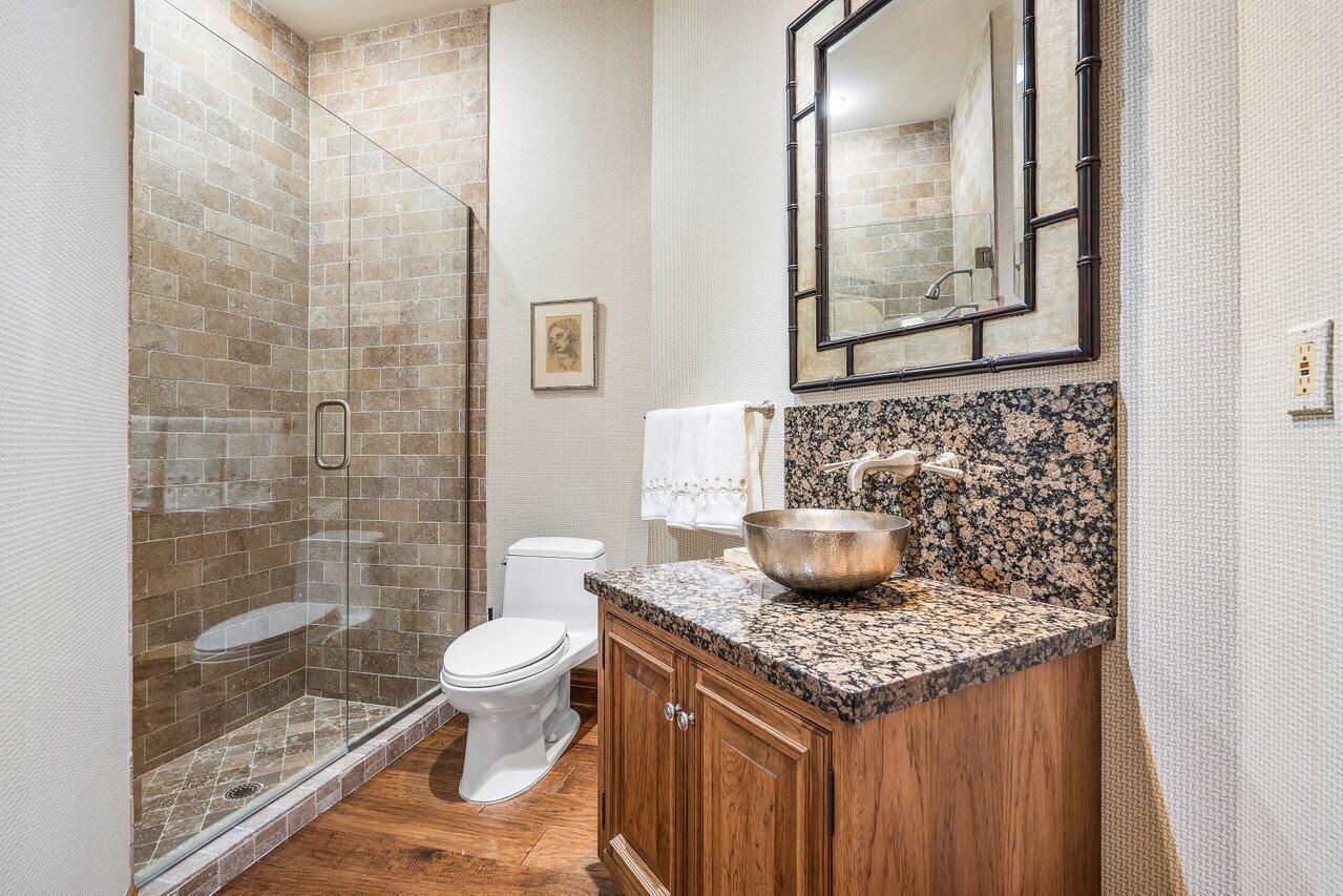 FRENCHMANS CREEK - Residential