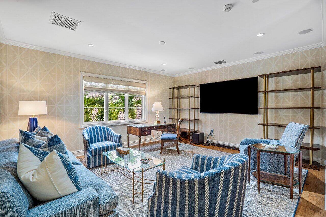 FRENCHMANS CREEK - Residential