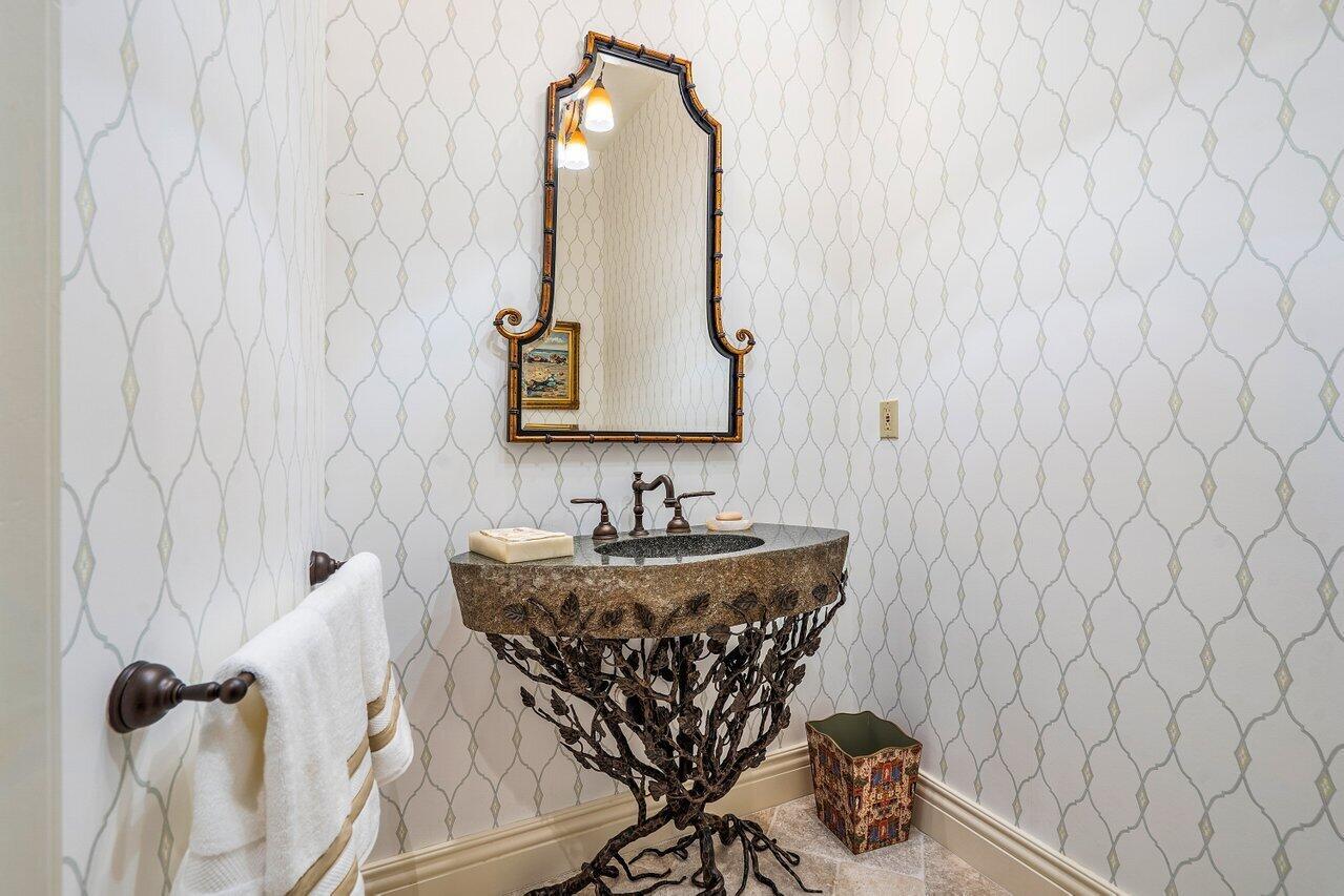 FRENCHMANS CREEK - Residential