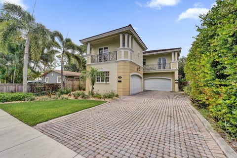 Tiny photo for 1400 NE 24th Street #1400, Wilton Manors, FL 33305 (MLS # B26036170)