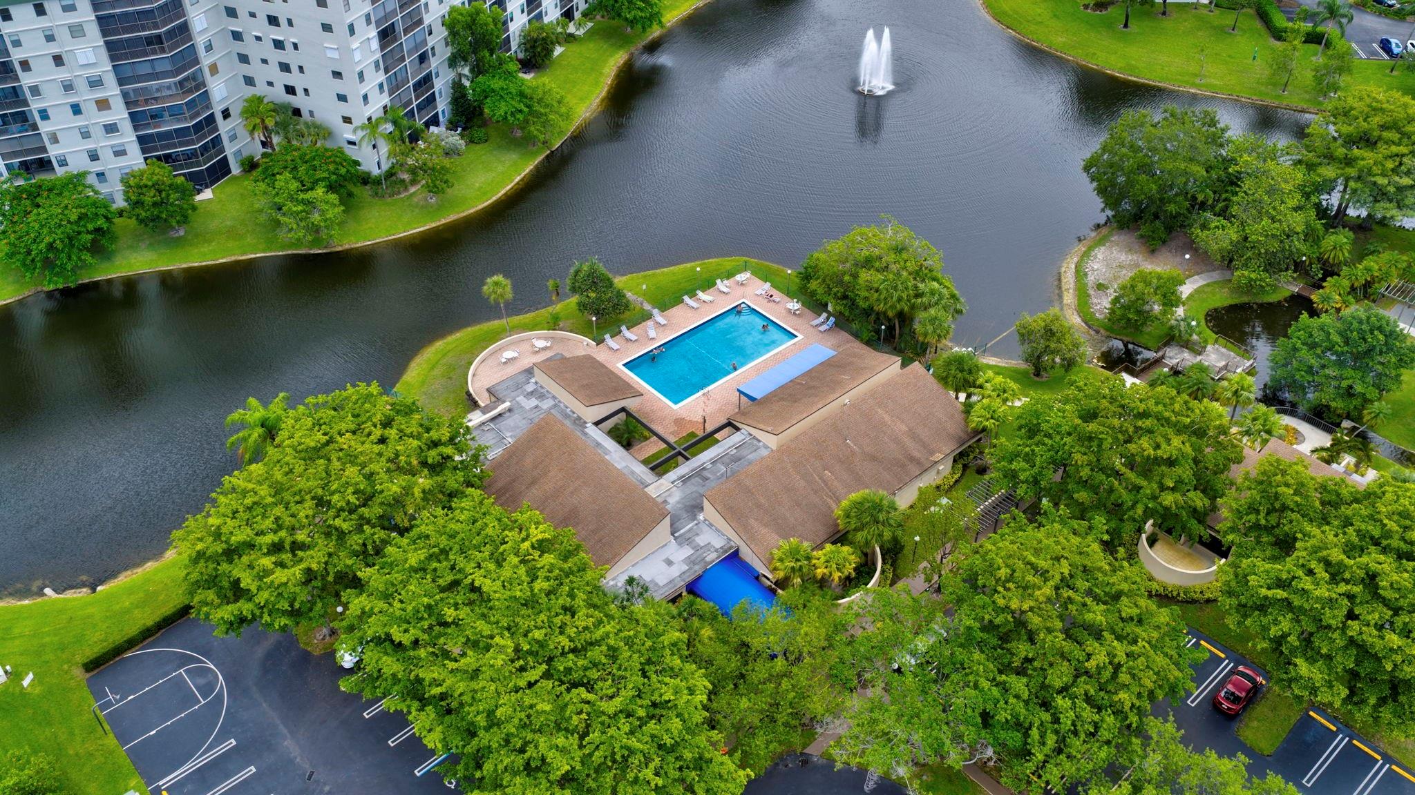 CYPRESS BEND CONDOMINIUM - Residential Lease