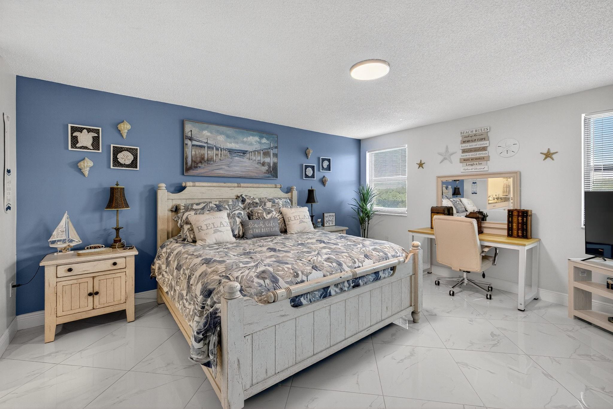 CYPRESS BEND CONDOMINIUM - Residential Lease