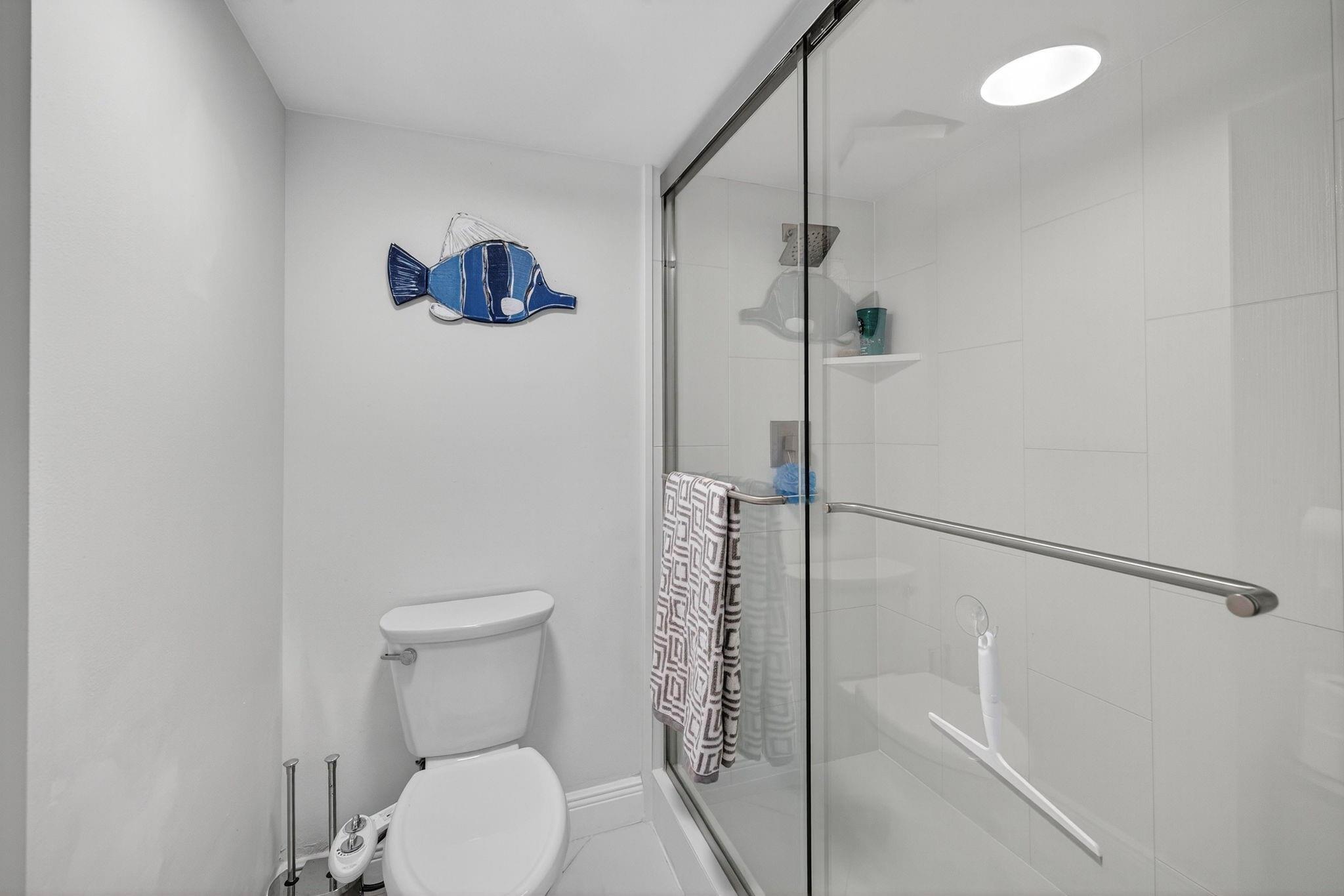 CYPRESS BEND CONDOMINIUM - Residential Lease