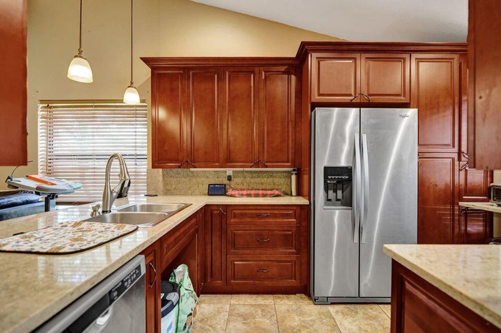 Photo of 88 Via De Casas N, Boynton Beach, FL 33426 (MLS # R11107701)