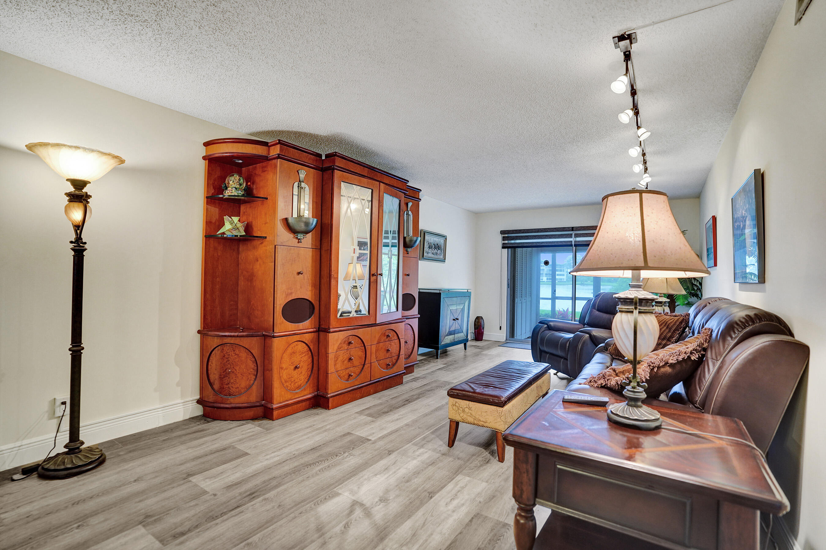 AINSLIE AT CENTURY VILLAGE CONDO - Residential