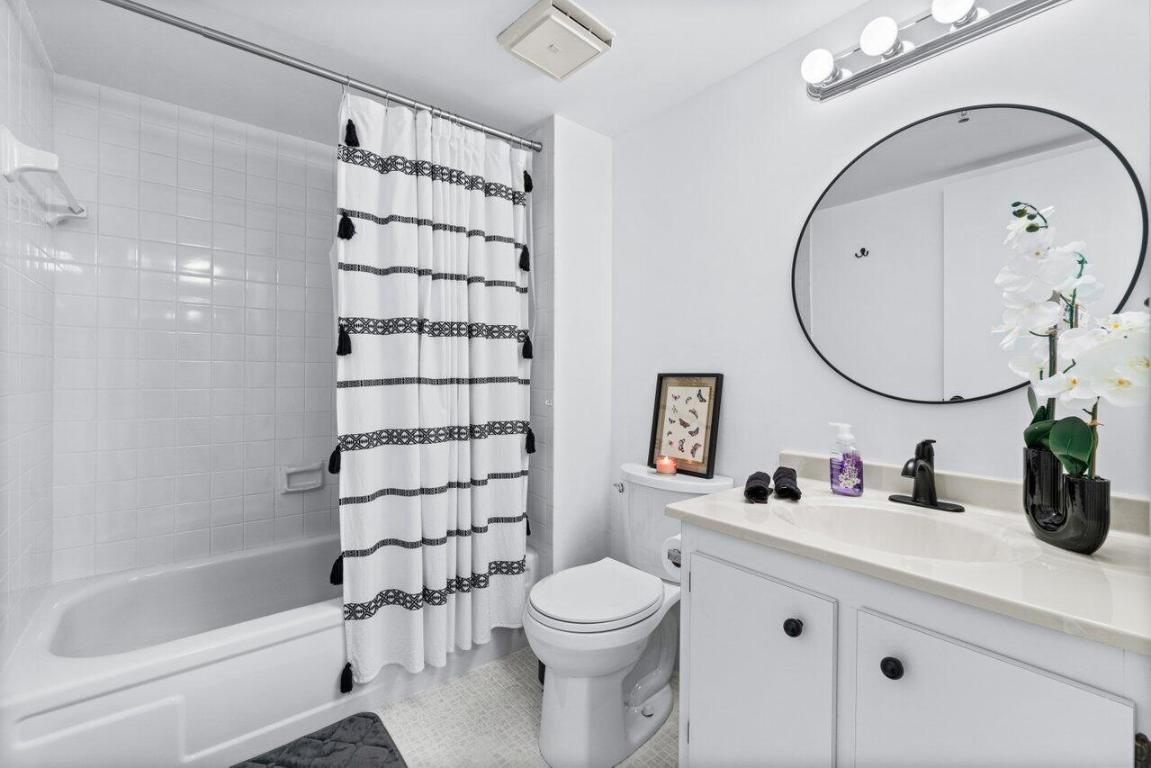 VILLAGES OF ORIOLE BONAIRE - Residential Lease