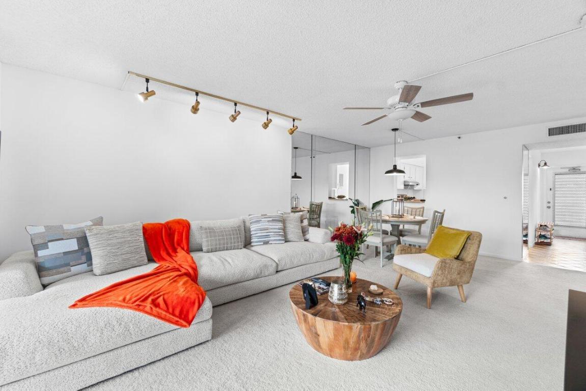 VILLAGES OF ORIOLE BONAIRE - Residential Lease