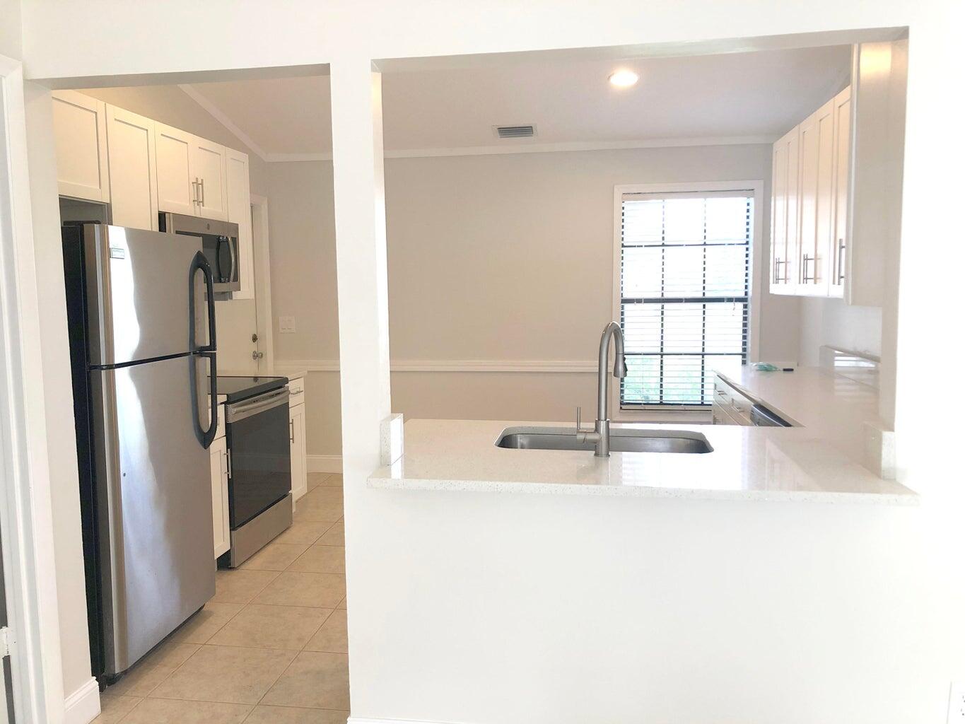 North Palm Beach Heights Sec 02b - Residential Lease