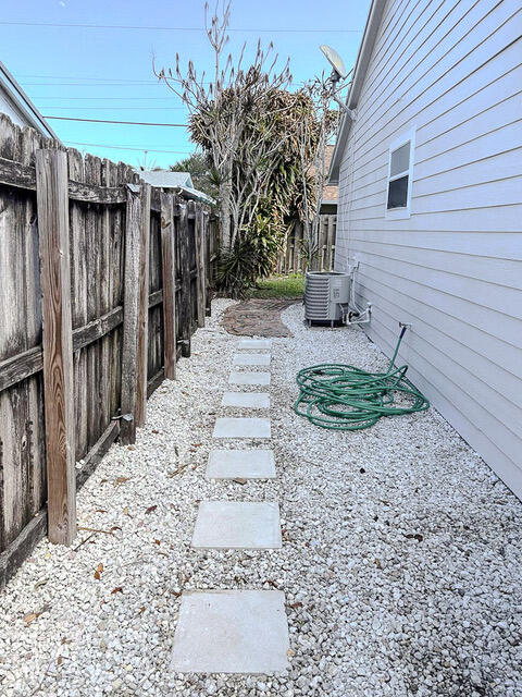 North Palm Beach Heights Sec 02b - Residential Lease