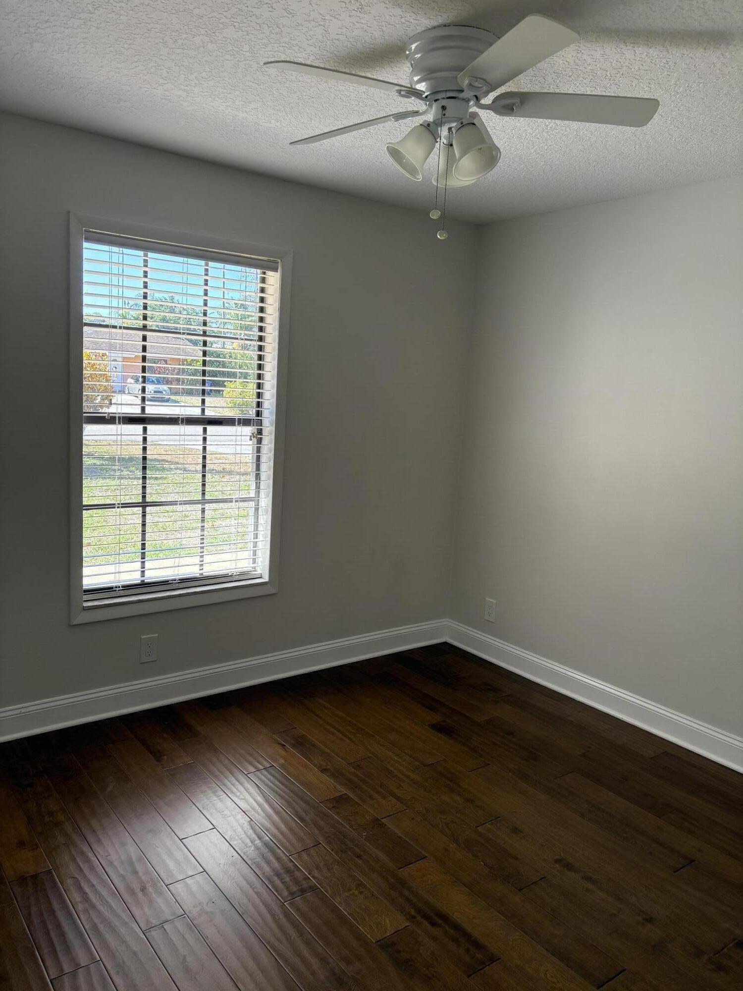 North Palm Beach Heights Sec 02b - Residential Lease