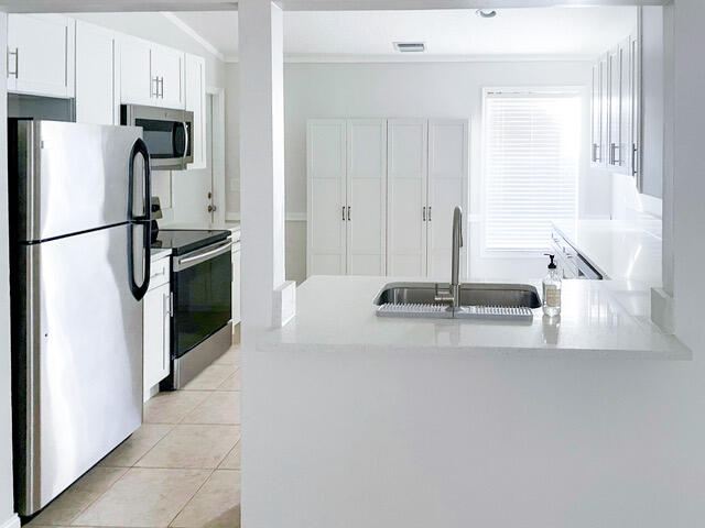 North Palm Beach Heights Sec 02b - Residential Lease