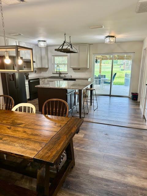 METES AND BOUNDS - Residential