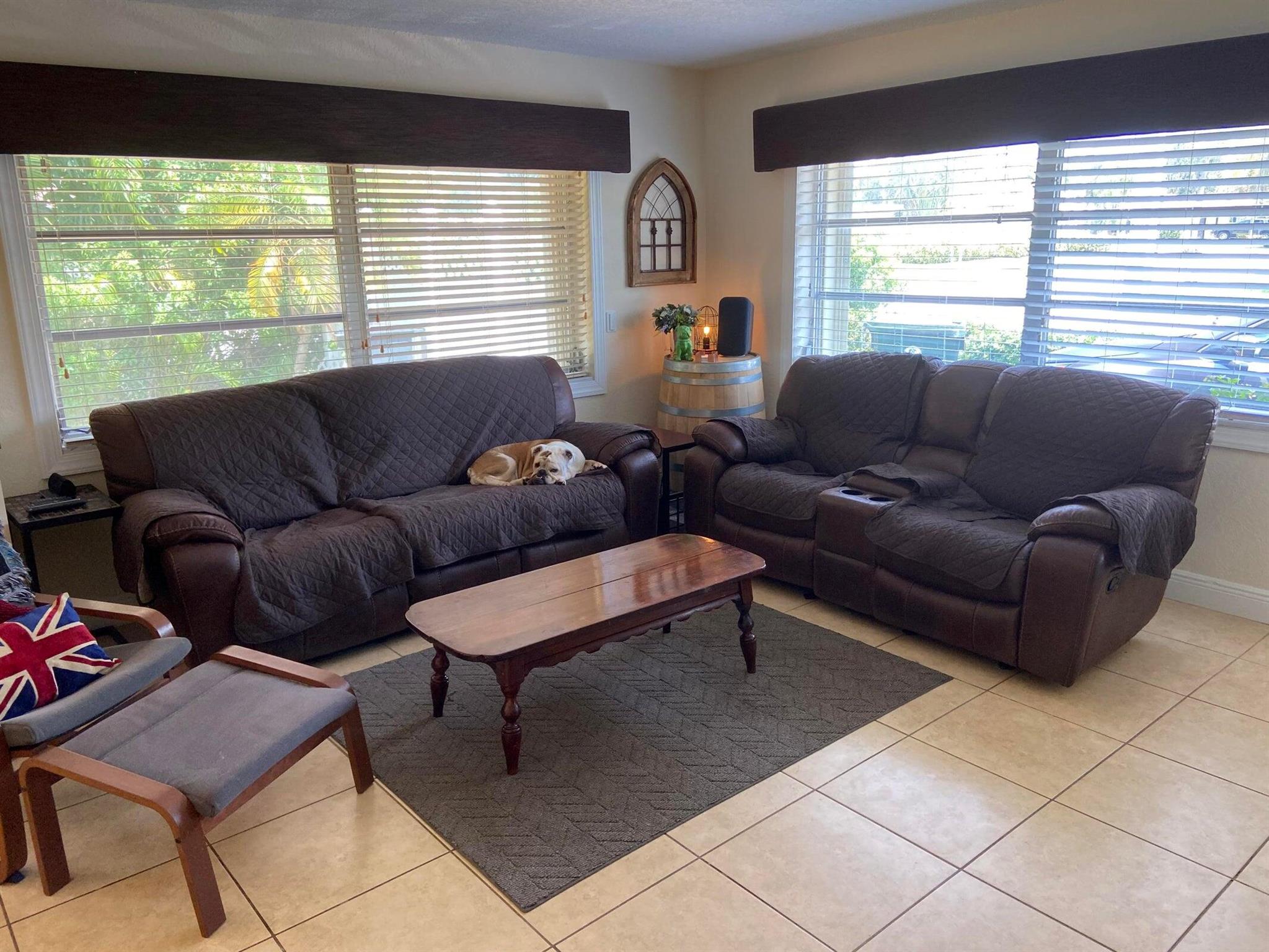 DELRAY MANORS - Residential Lease