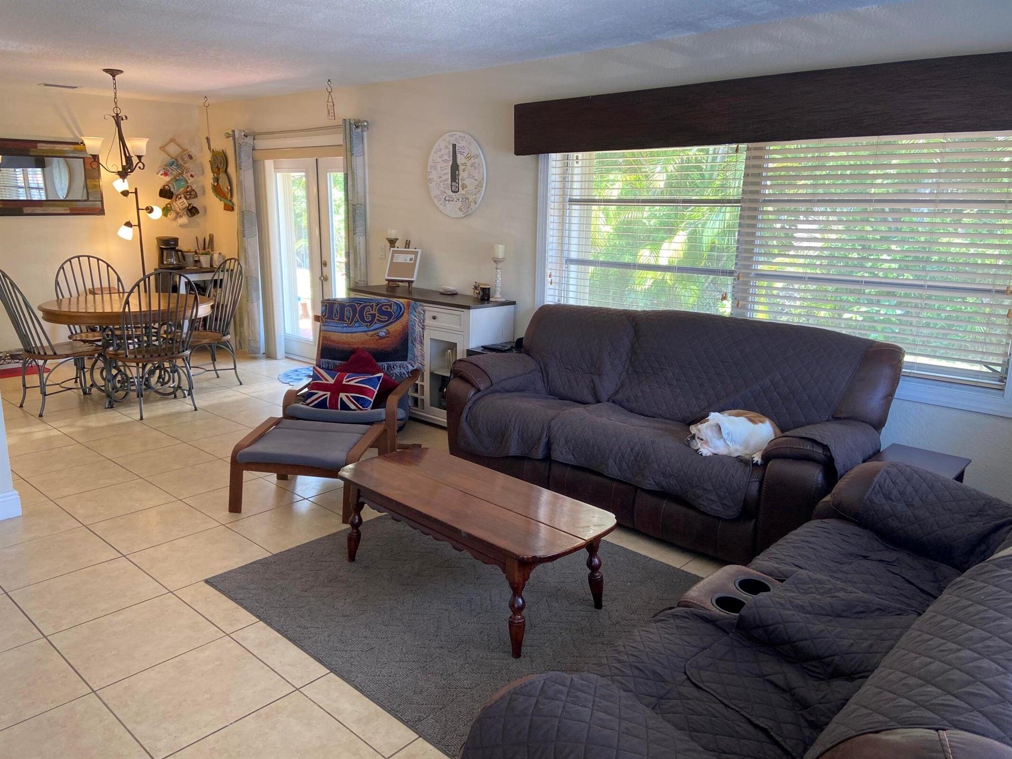 DELRAY MANORS - Residential Lease
