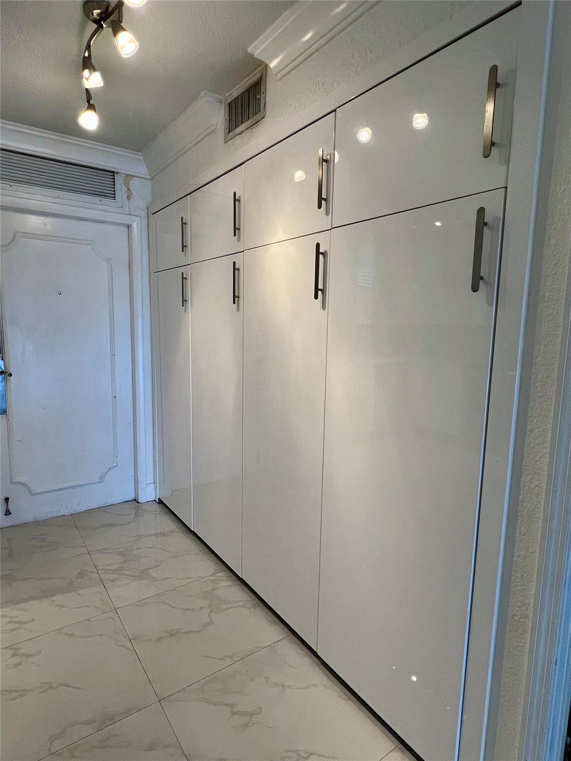 3100 NE 49th Street 302