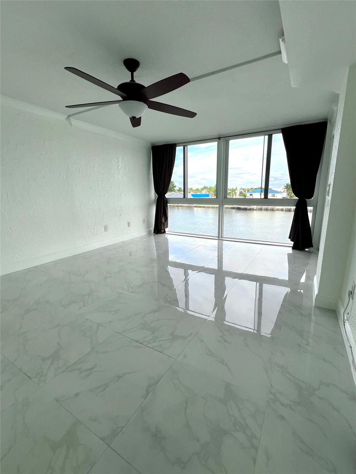 3100 NE 49th Street 302