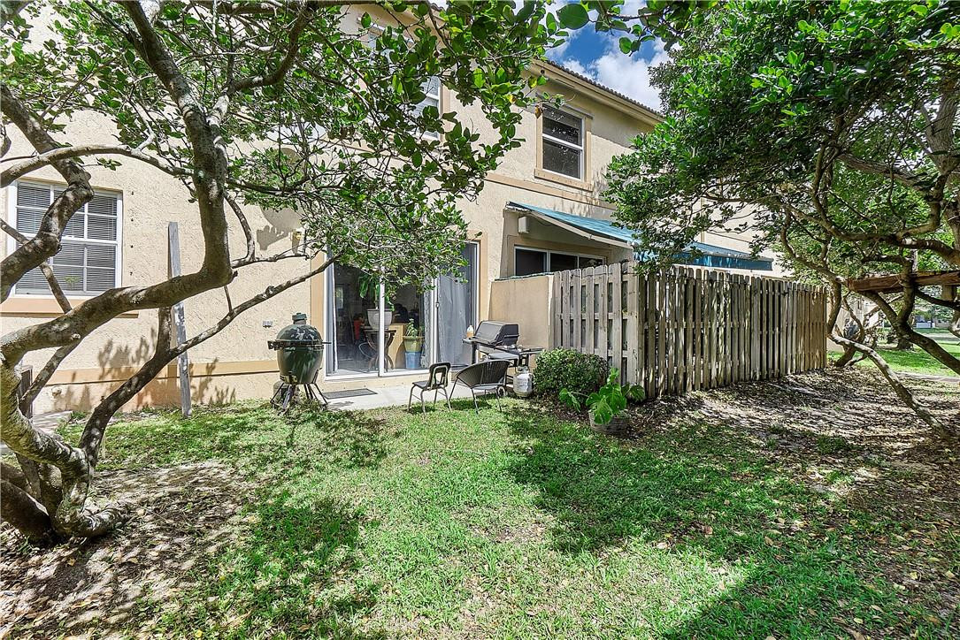 The Palms @PEMBROKE ISLES - Residential