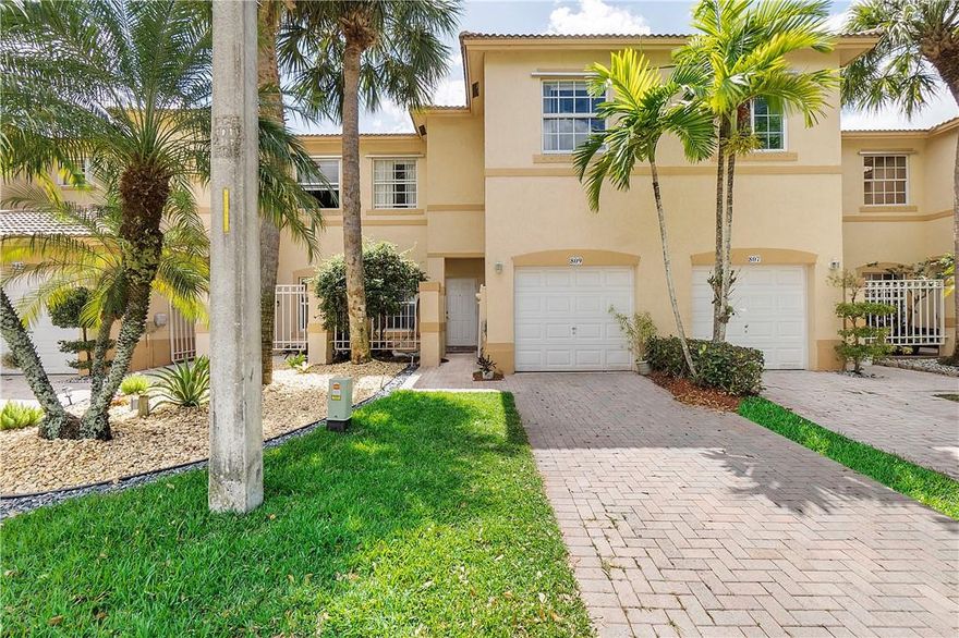PRICED TO SELL!!! BRIGHT & AIRY 2-STORY, 3-BEDROOM, 2.5 BATH TOWNHOUSE WITH 1-CAR GARAGE IN HIGHLY SOUGHT-AFTER PEMBROKE ISLES, A 24-HOUR GUARD GATED COMMUNITY! HOME FEATURES FULL-SIZE WASHER/DRYER, TILE 1ST FLOOR, CARPET ON STAIRS & 2ND FLOOR, A/C 2021, ORIG APPLIANCES & FIXTURES. DOUBLE SINKS & TUBS IN BOTH FULL BATHS. OUTDOOR PATIO. ROOF 2001. HOA INC.: SECURITY, LANDSCAPING, CABLE, INTERNET, ALARM MONITORING, RESORT-STYLE CLUBHOUSE W/FITNESS CENTER, AEROBICS, SAUNA, TENNIS, RACQUETBALL, BASKETBALL, SOCCER, VOLLEYBALL, 4 POOLS, JACUZZIS, WALKING TRAILS, COVERED PAVILIONS, PLAYGROUNDS & MORE. PERFECT LOCATION, NEAR PEMBROKE LAKES MALL, SHOPS AT PEMBROKE GARDENS, TOP HOSPITALS, CB SMITH PARK, NUMEROUS GOLF & COUNTRY CLUBS, DINING & “A” RATED SCHOOLS! TENANT'S LEASE ENDS ON 7/31/2023.