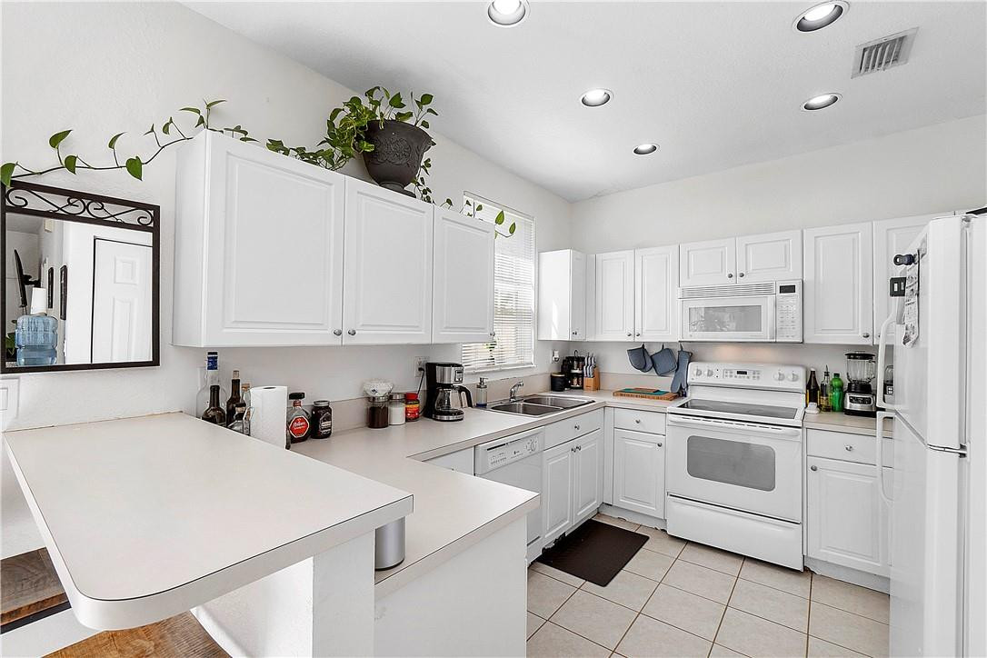 The Palms @PEMBROKE ISLES - Residential