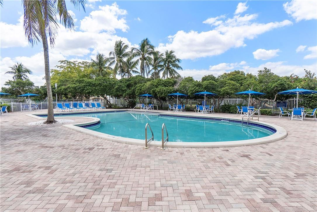 The Palms @PEMBROKE ISLES - Residential