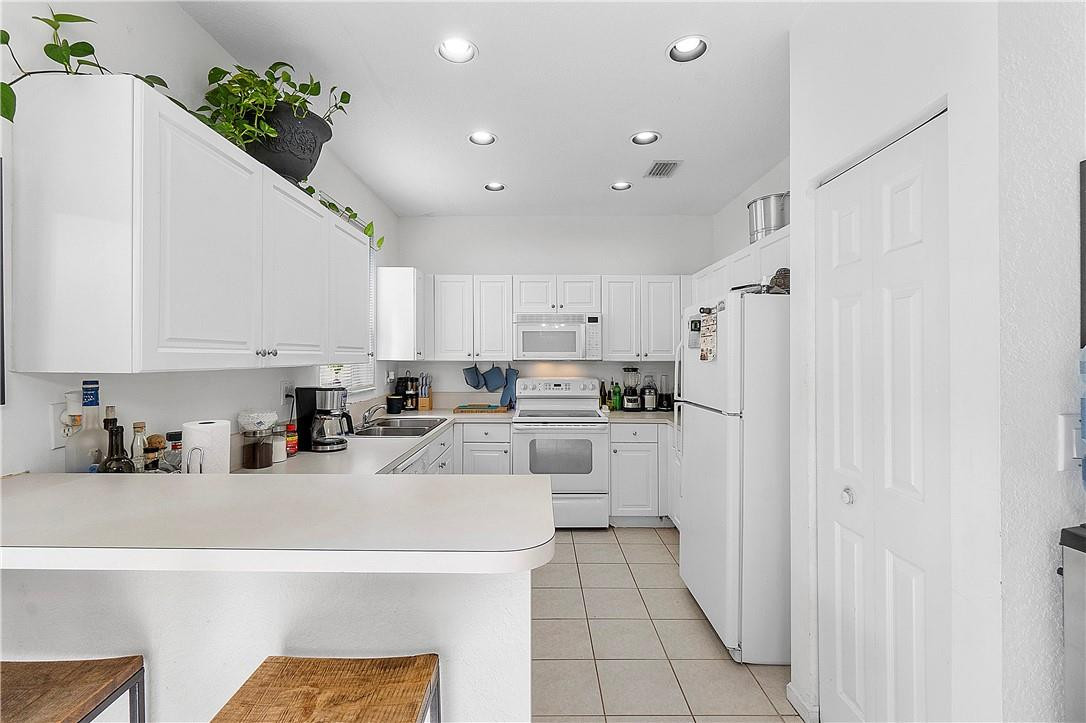 The Palms @PEMBROKE ISLES - Residential