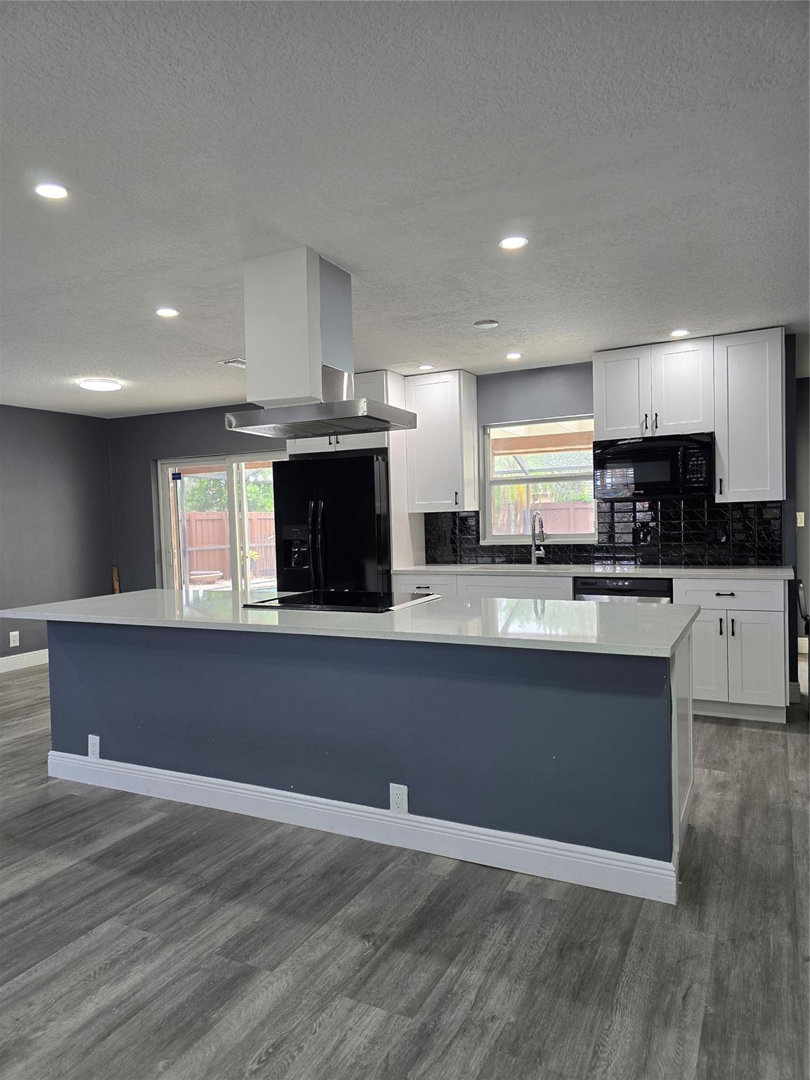 Coral Gate Sec 1 93-7 B - Residential Lease