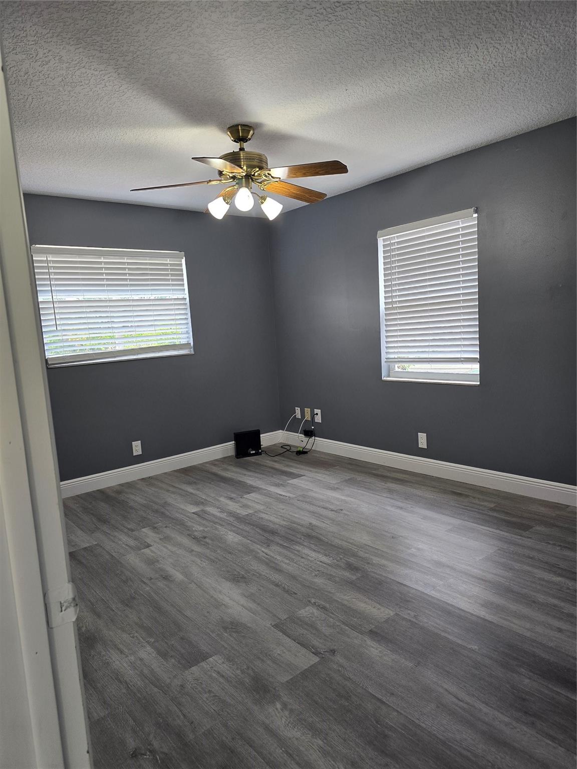 Coral Gate Sec 1 93-7 B - Residential Lease