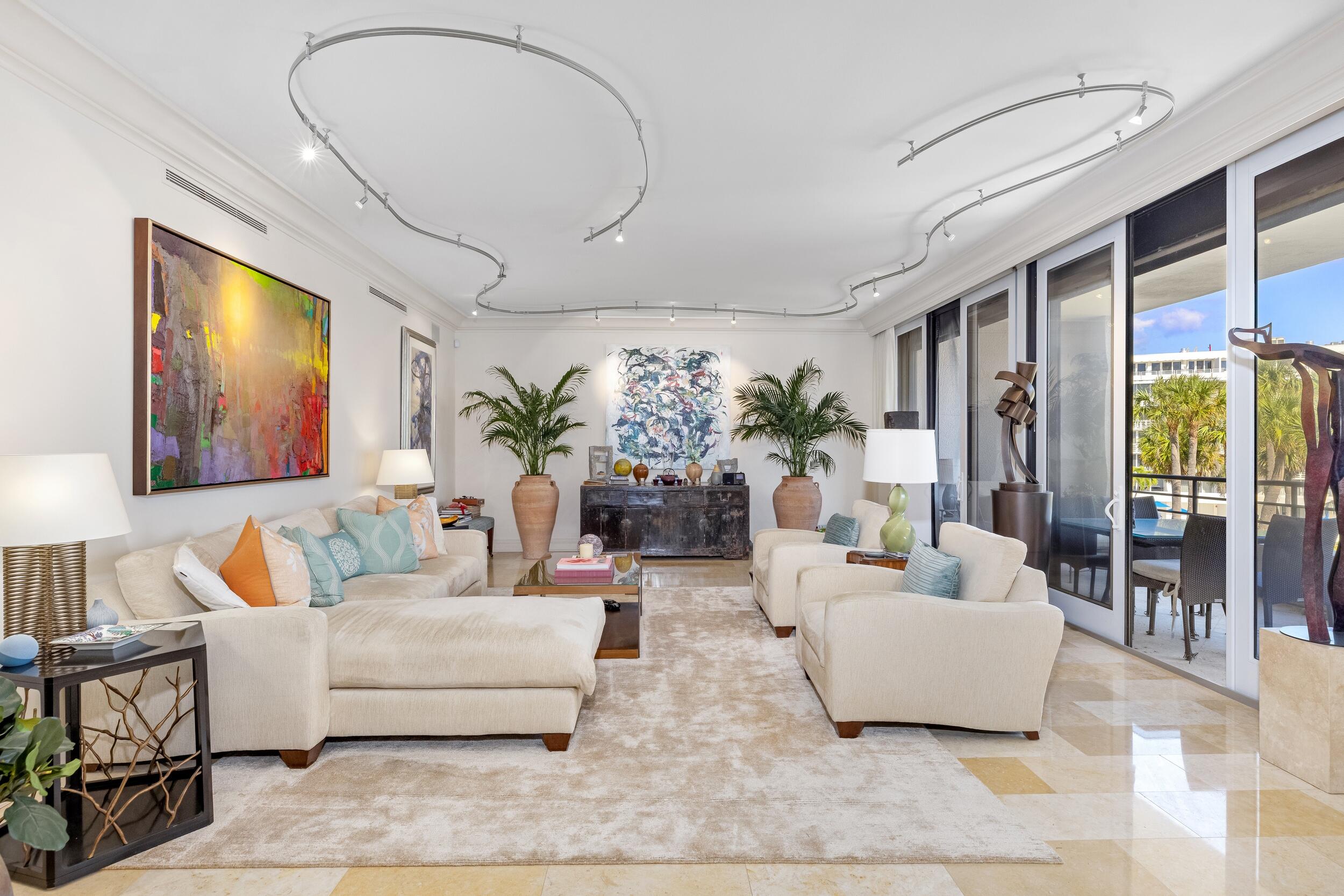 120 Sunset Avenue W 3 D