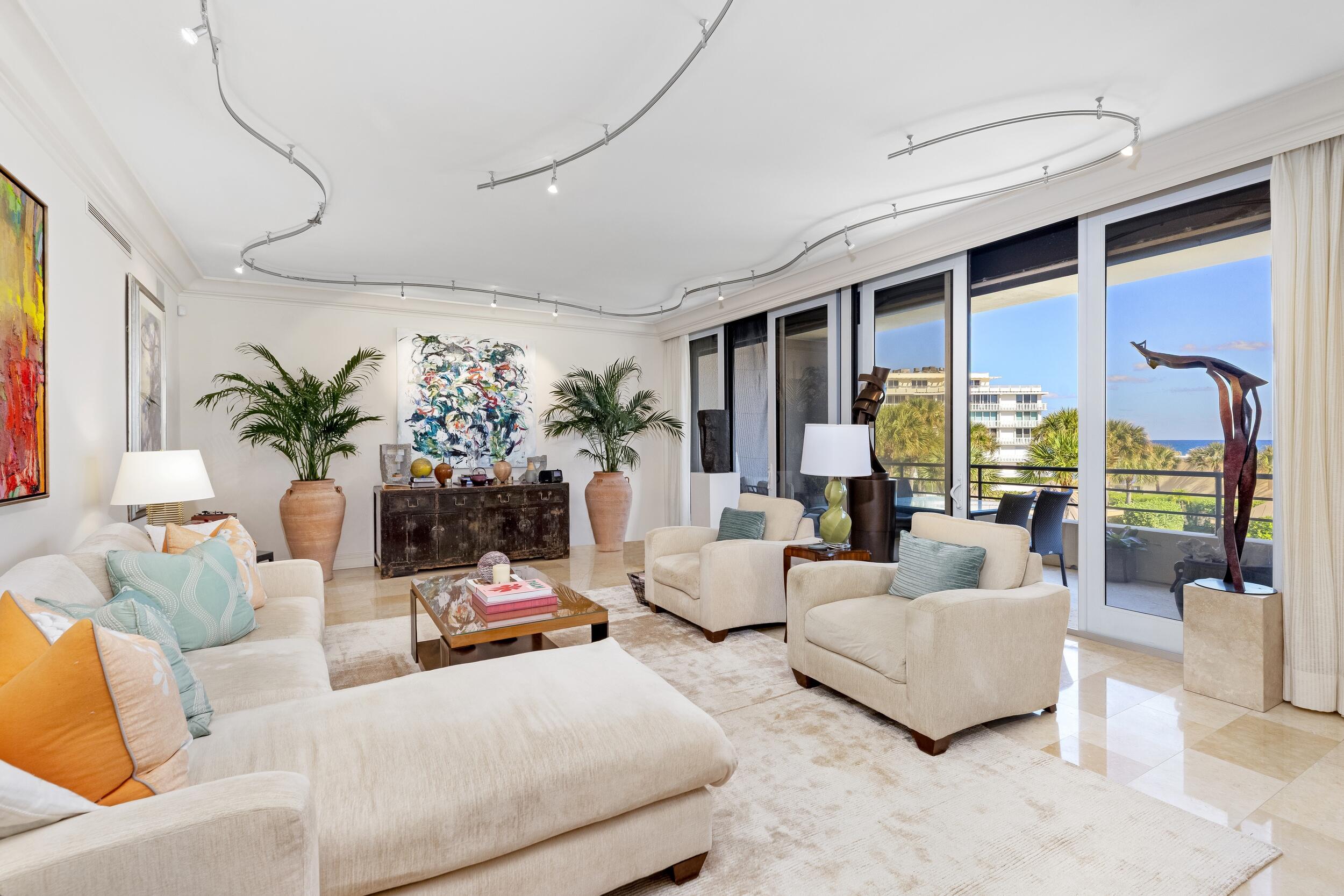 120 Sunset Avenue W 3 D