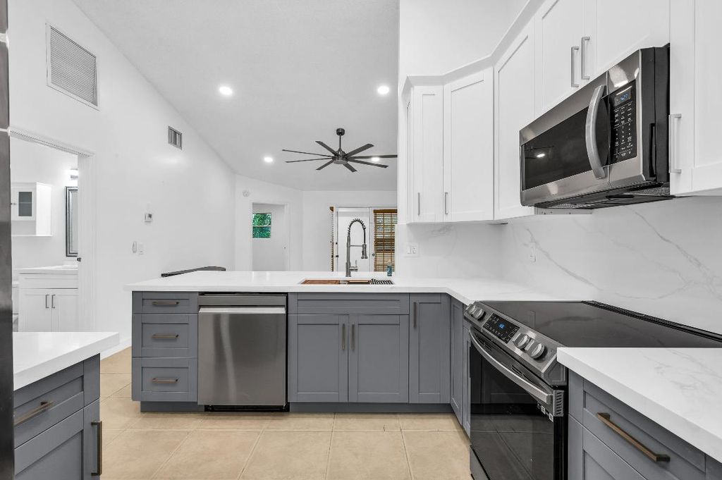 Photo of 10302 Hidden Springs Court, Boca Raton, FL 33498 (MLS # R10958319)