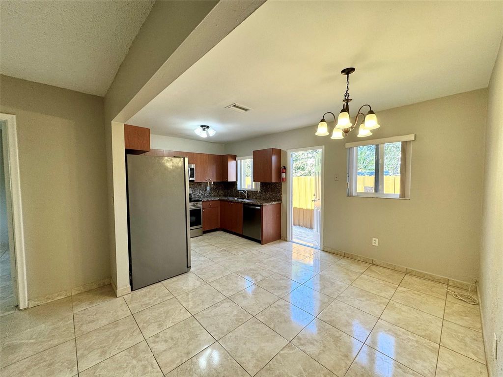 Photo of 6133 Buchanan Street, Hollywood, FL 33024 (MLS # B26029884)