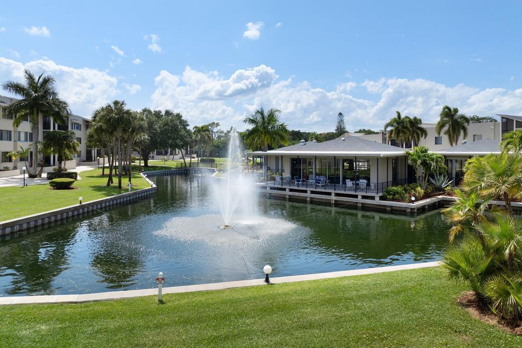 Photo of 11811 Avenue Of The Pga #5-2c, Palm Beach Gardens, FL 33418 (MLS # R11079302)