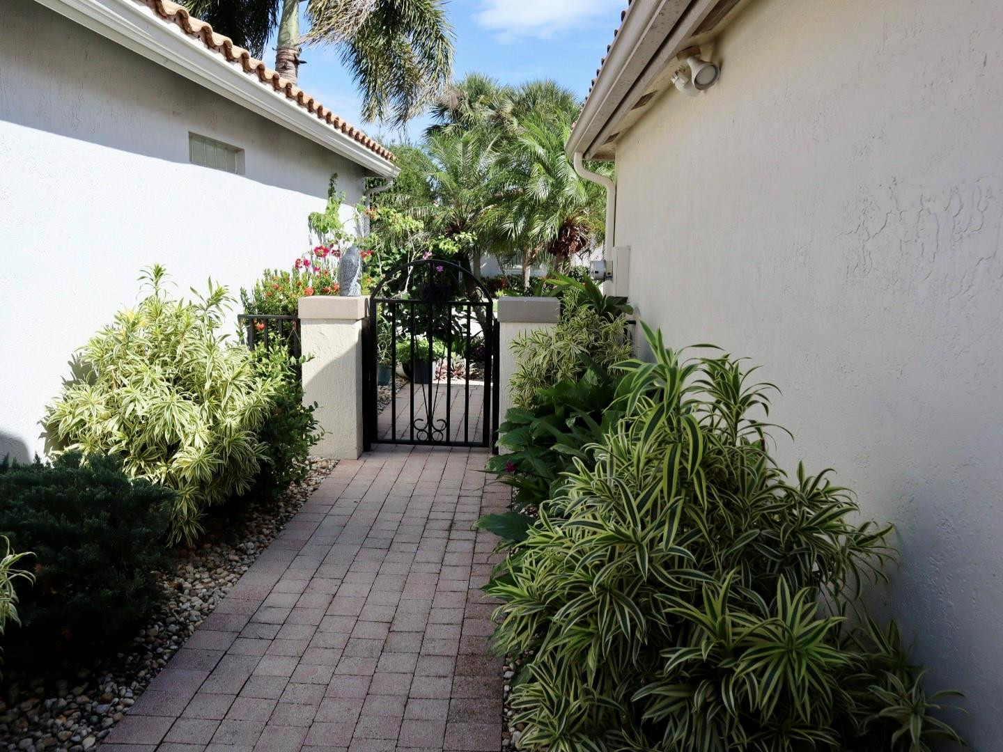 11585 Augustus Drive