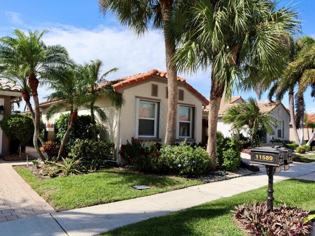 Photo of 11585 Augustus Drive, Boynton Beach, FL 33437 (MLS # F10543378)