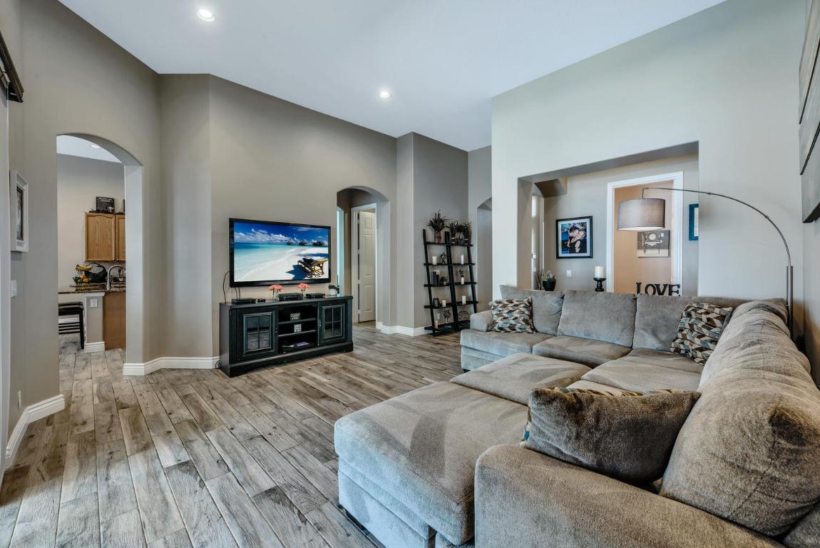 JOURNEYS END - Residential