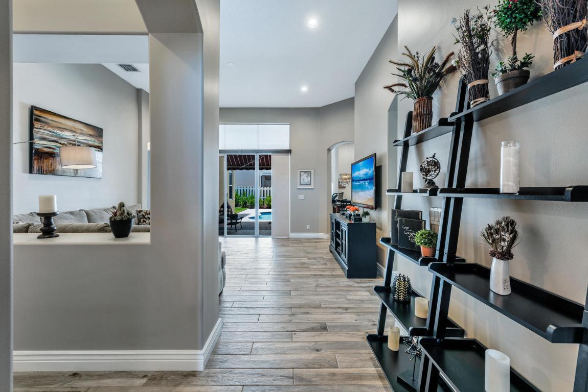 JOURNEYS END - Residential