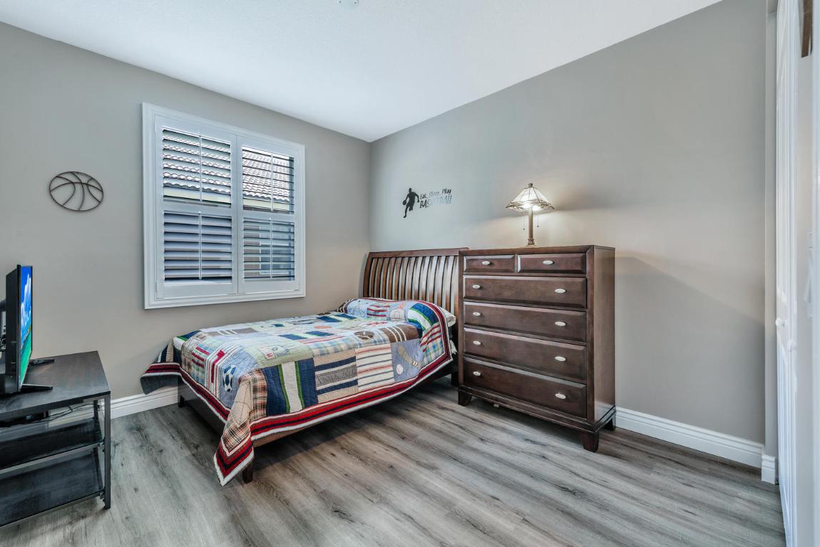 JOURNEYS END - Residential