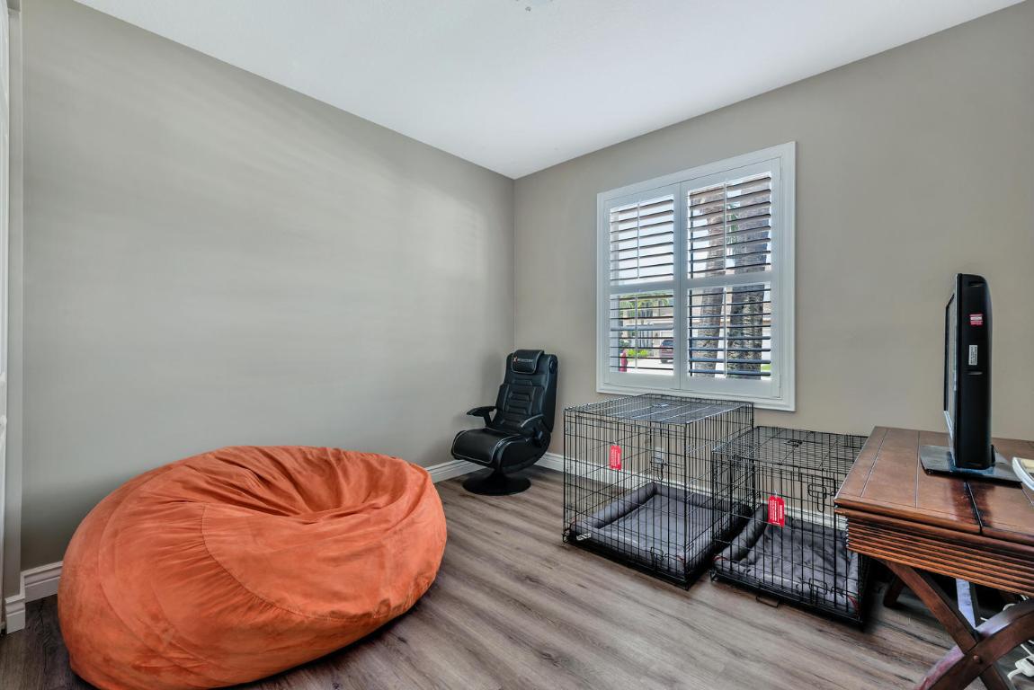 JOURNEYS END - Residential