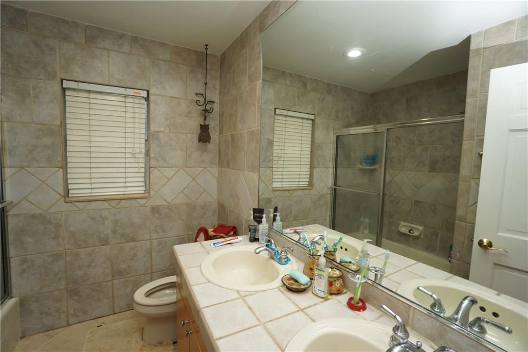 Woodmont Tr 64 95-40 B - Residential